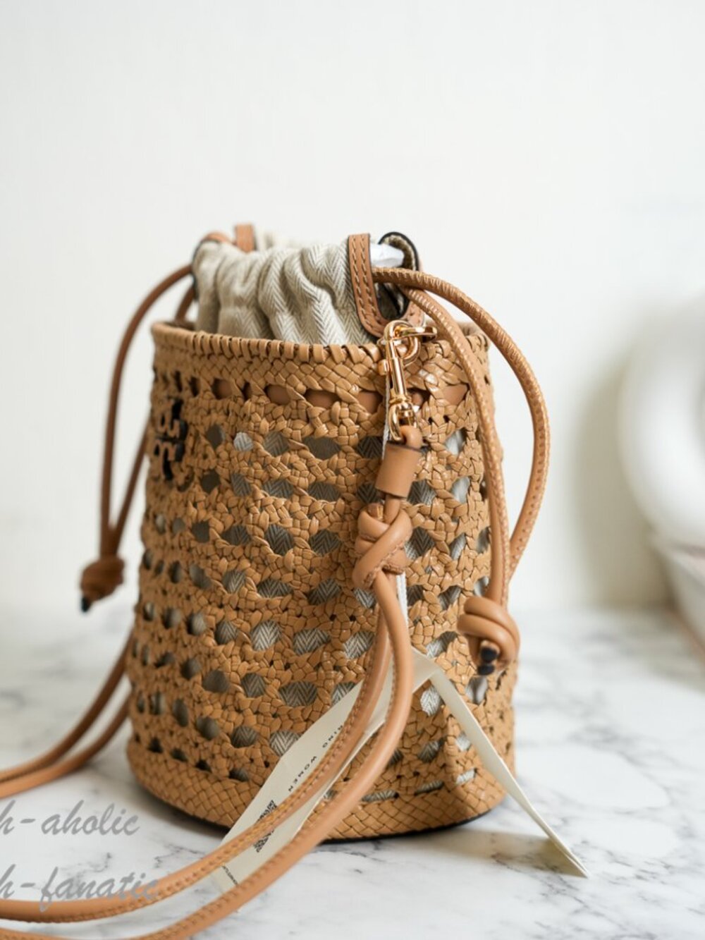 Tory Burch Woven Leather Bucket Bag in Honeycomb Tan NWT - Picture 3 of 8